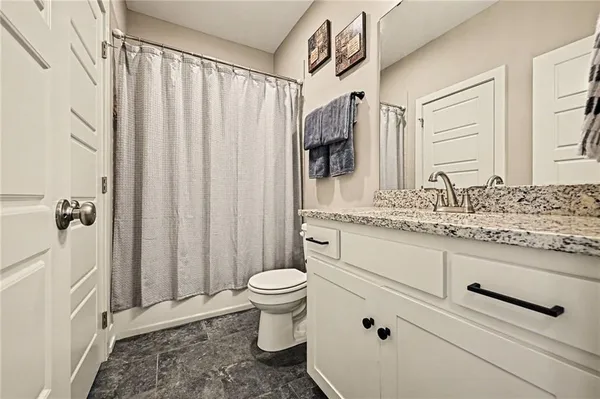 $569,950 | 8715 Northwest 74th Terrace, Kansas City, MO 64152