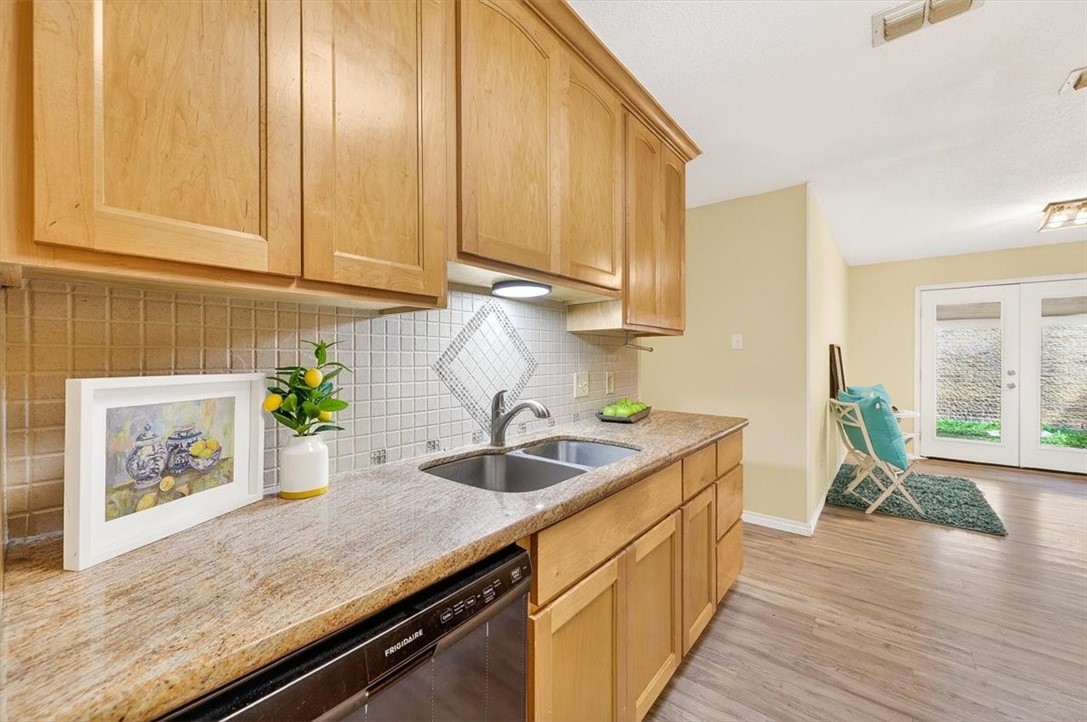 4710 Vail Street Corpus Christi, TX 78413 - Photo 11 of 30