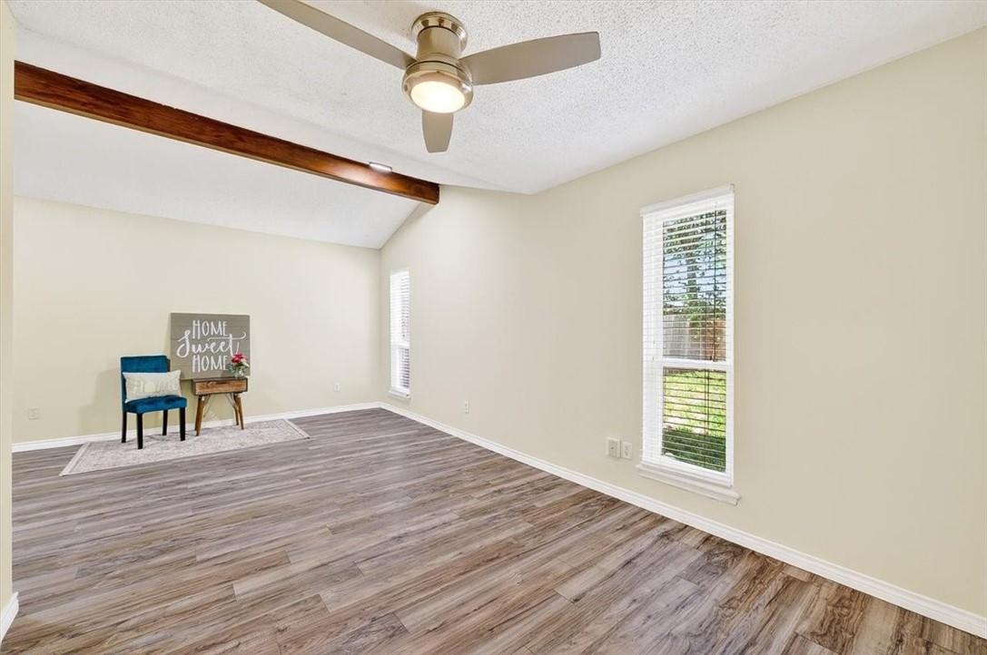 4710 Vail Street Corpus Christi, TX 78413 - Photo 13 of 30 large primary bedroom