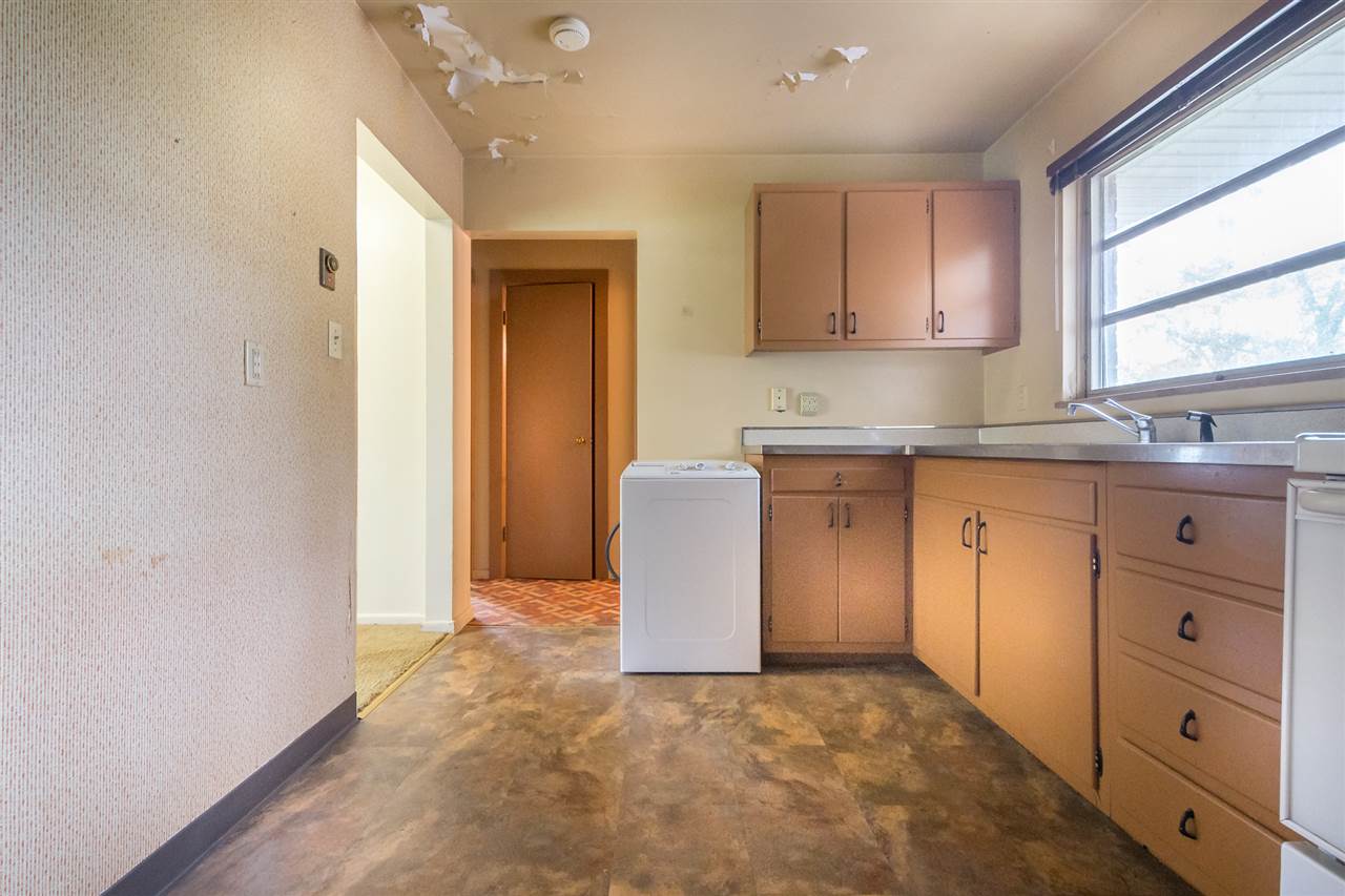 514 East Washington Center Road Fort Wayne, IN 46825 - Photo 13 of 18 Gallery Image 13