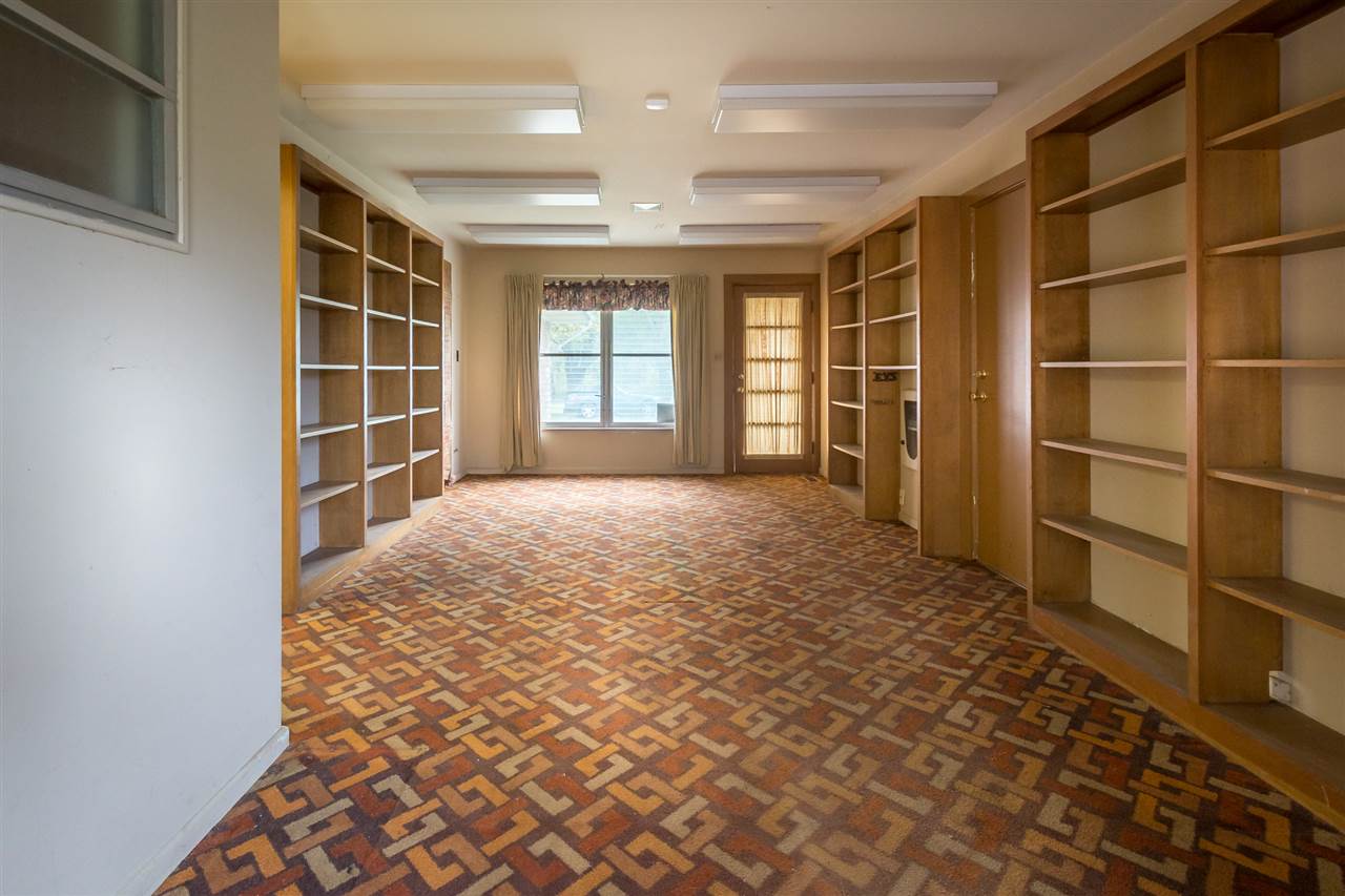 514 East Washington Center Road Fort Wayne, IN 46825 - Photo 17 of 18 Gallery Image 17