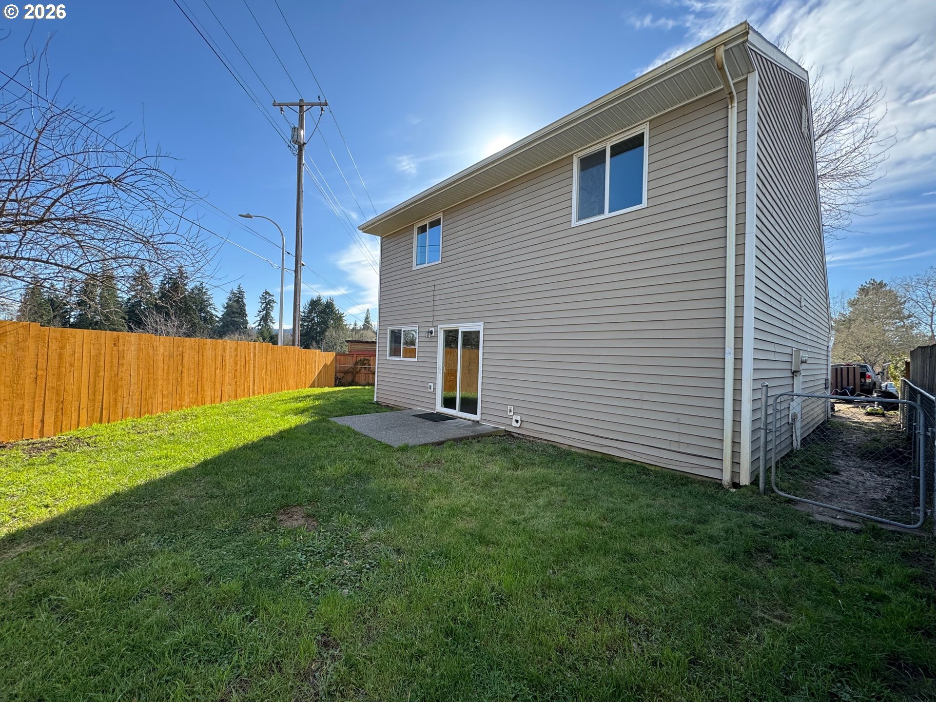 19901 Southwest Meadowbrook Court Beaverton, OR 97078 - Photo 12 of 23 a backyard of a house with seating space