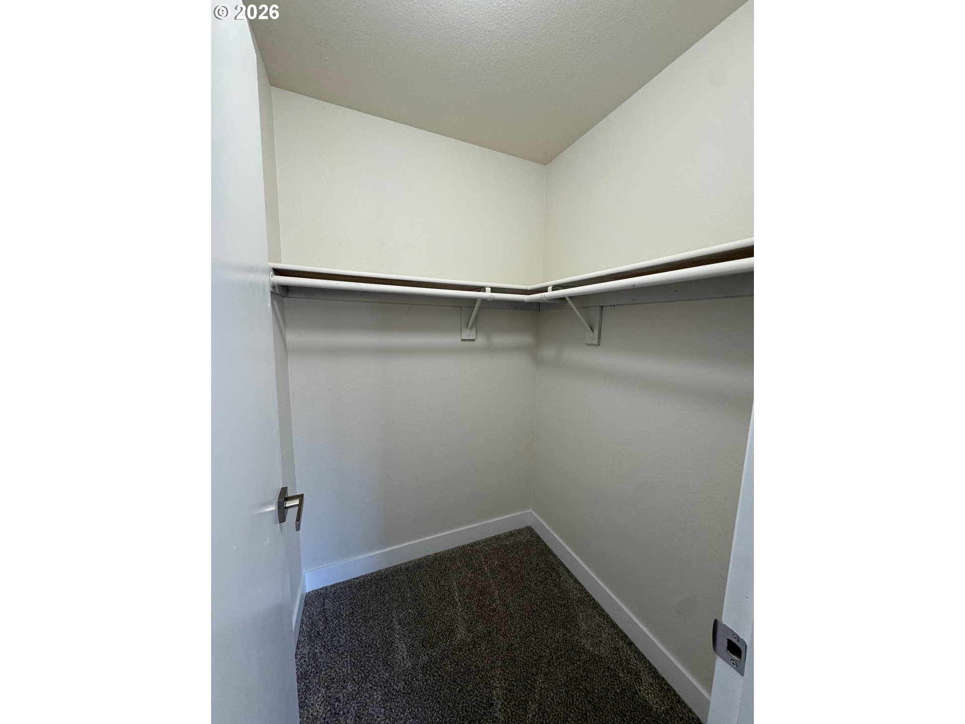 19901 Southwest Meadowbrook Court Beaverton, OR 97078 - Photo 17 of 23 a small space with a window