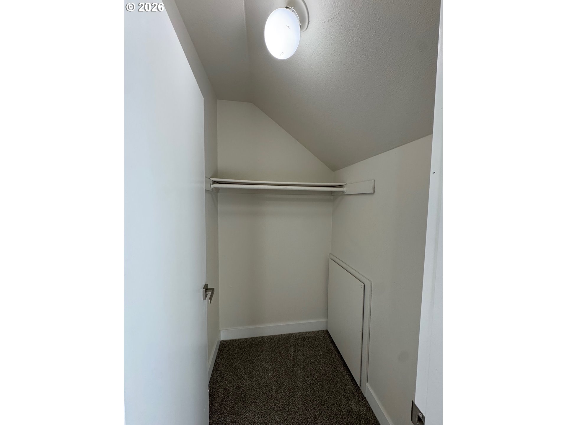 19901 Southwest Meadowbrook Court Beaverton, OR 97078 - Photo 23 of 23 a view of small space