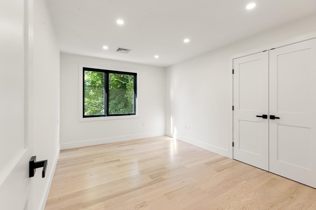 863 Main Street Reading, MA 01867 - Photo 31 of 42