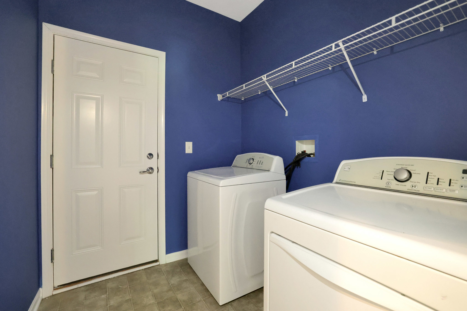 12669 Meritage Court Huntley, IL 60142 - Photo 19 of 33 a utility room with dryer and washer