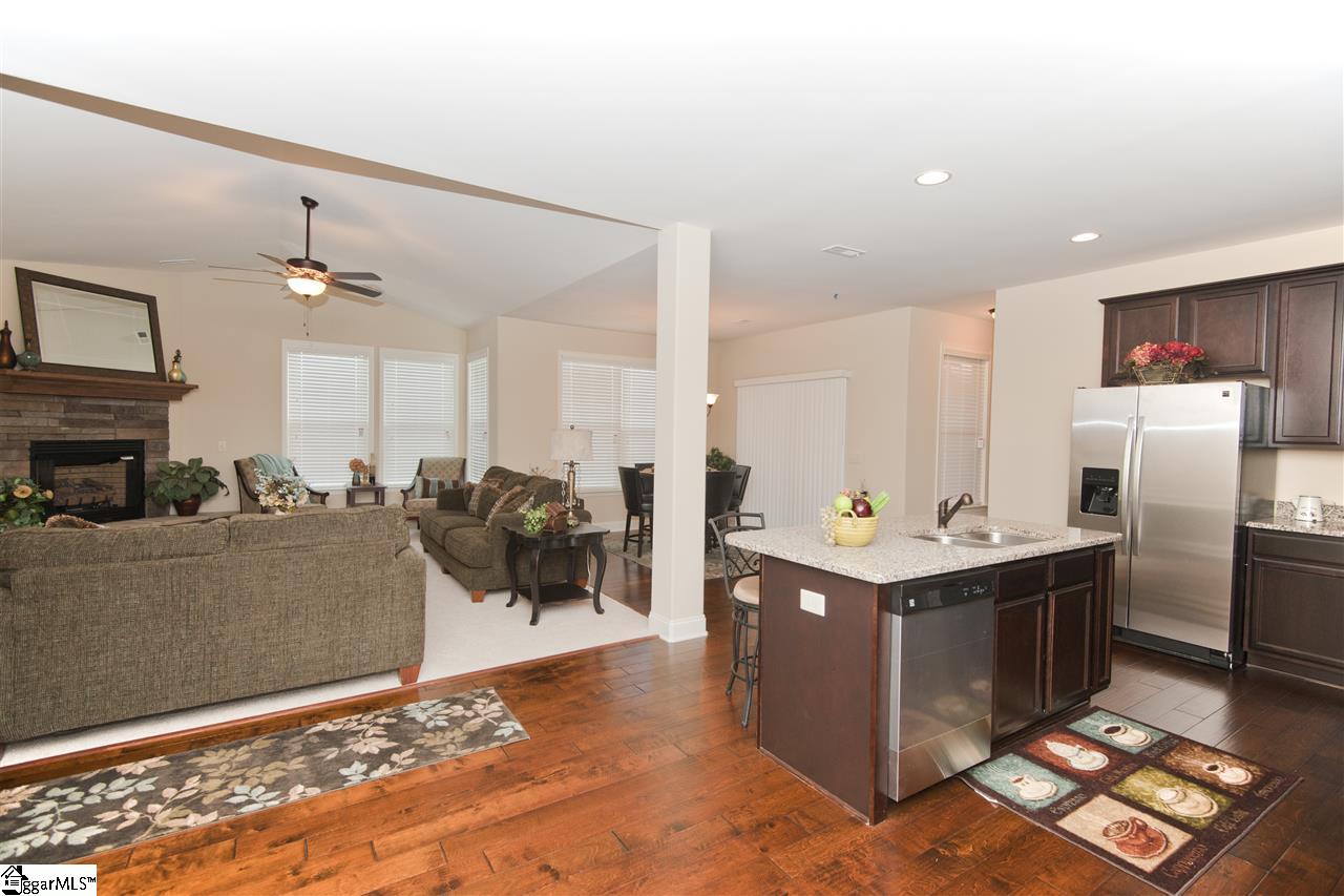 220 Downs Road Greenville, SC 29617 - Photo 5 of 20 Gallery Image 5