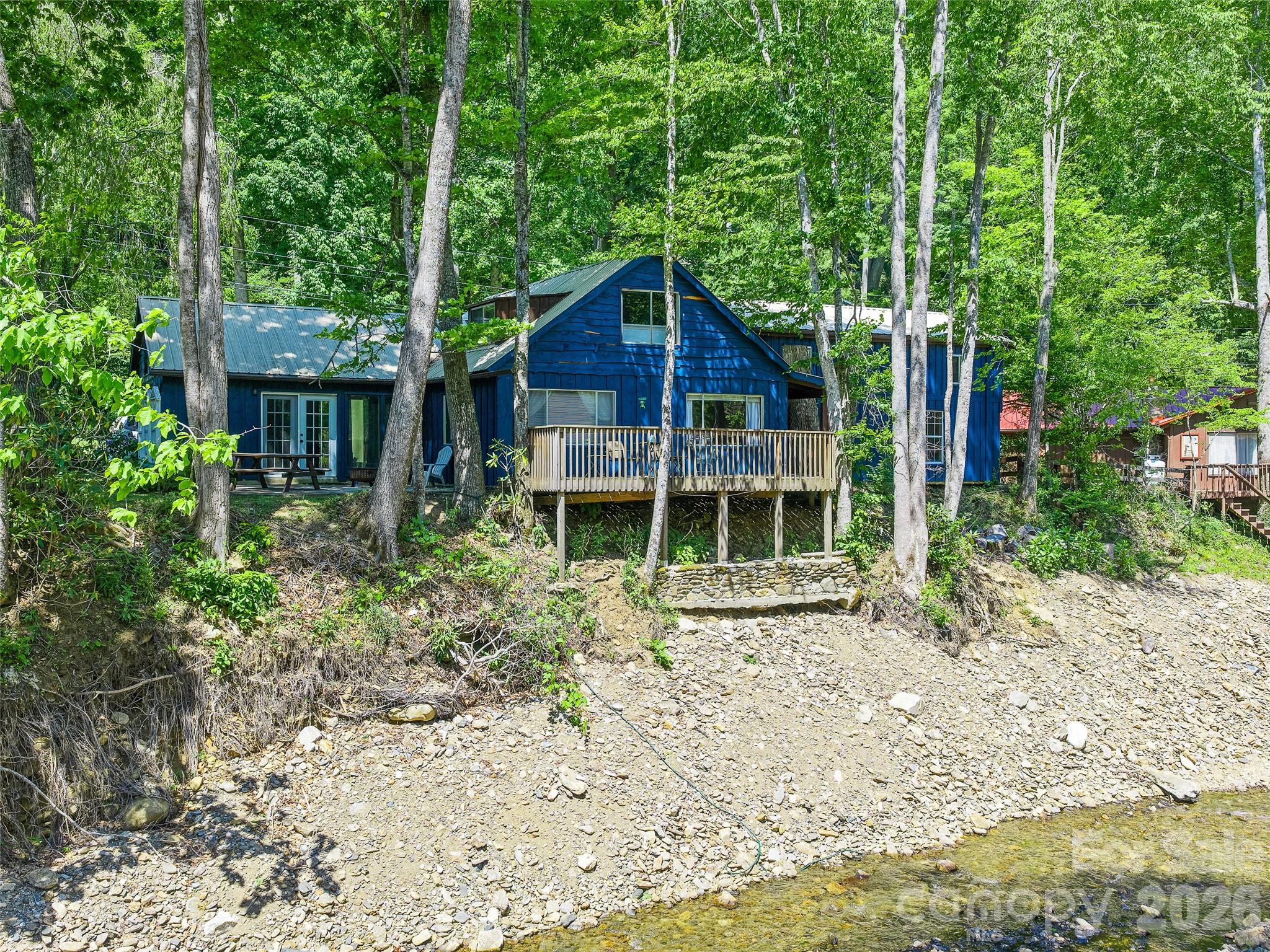 137 Mountain Farm Road Burnsville, NC 28714 - Photo 25 of 30