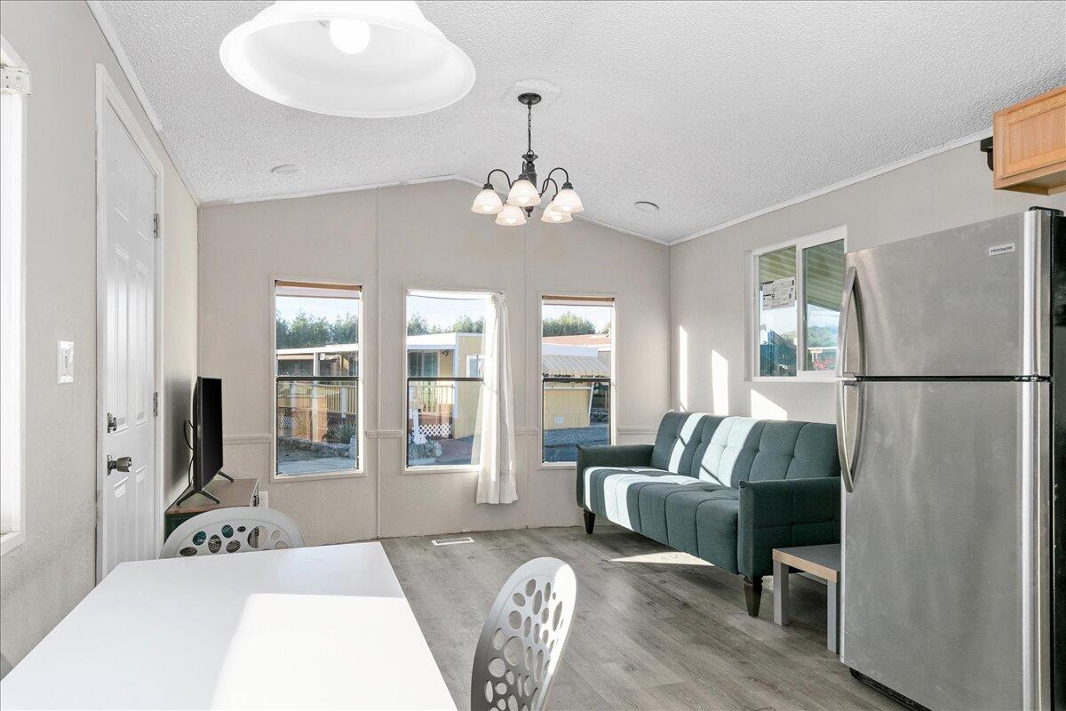 69530 Dillon Road, Unit 27 Desert Hot Springs, CA 92241 - Photo 7 of 20 07-IMG_6865 copy