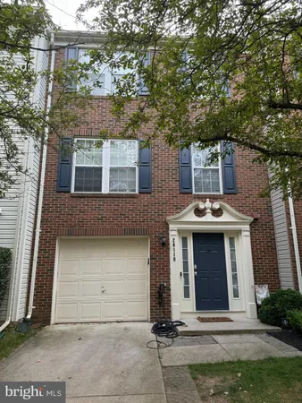 $3,000 | 26119 Lands End Drive, Chantilly, VA 20152