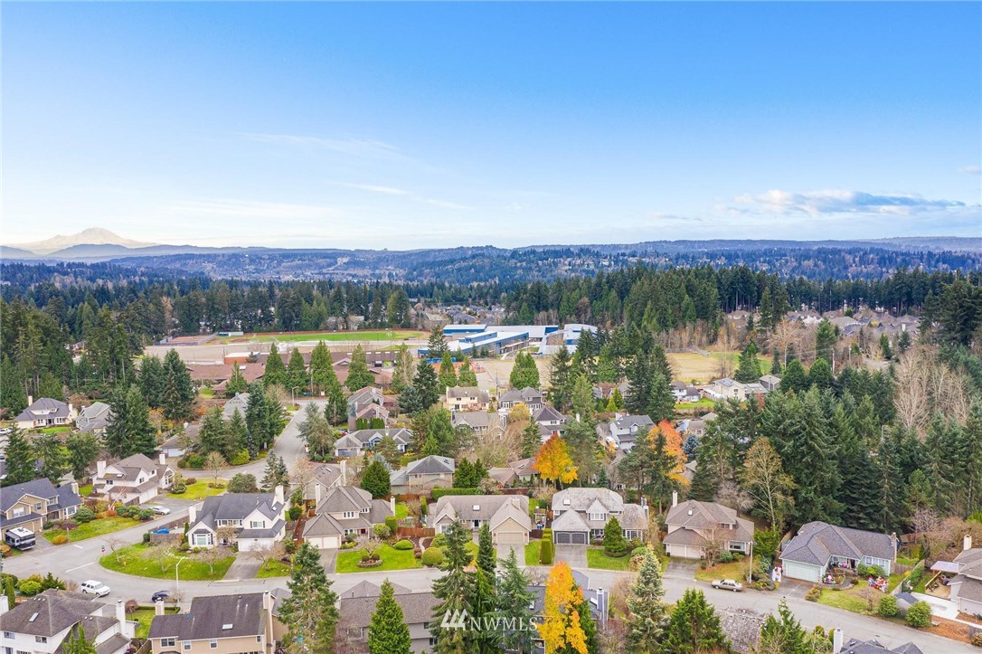 20912 33rd Avenue Southeast Bothell, WA 98021 - Photo 34 of 37