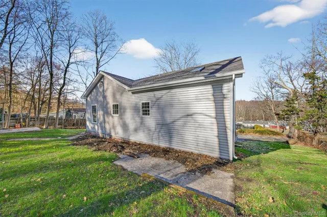 $2,995 | 19 Grandview Trail, Monroe, NY 10950