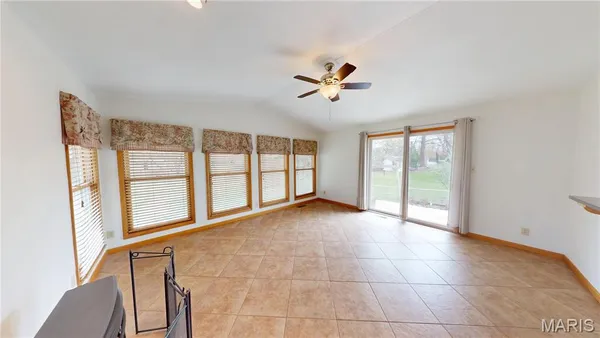 $190,000 | 606 Shannon Drive, Greenville, IL 62246