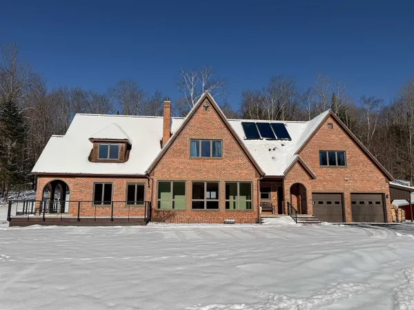 $799,000 | 936 Rocky Ridge Road, St. Johnsbury, VT 05819