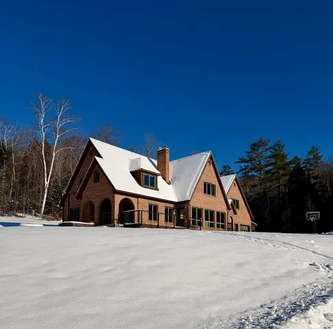 $819,000 | 936 Rocky Ridge Road, St. Johnsbury, VT 05819