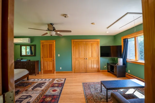 $819,000 | 936 Rocky Ridge Road, St. Johnsbury, VT 05819