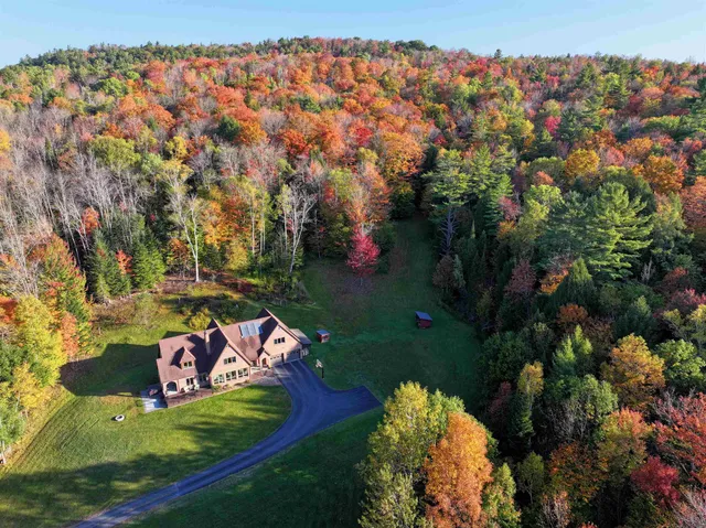 $819,000 | 936 Rocky Ridge Road, St. Johnsbury, VT 05819