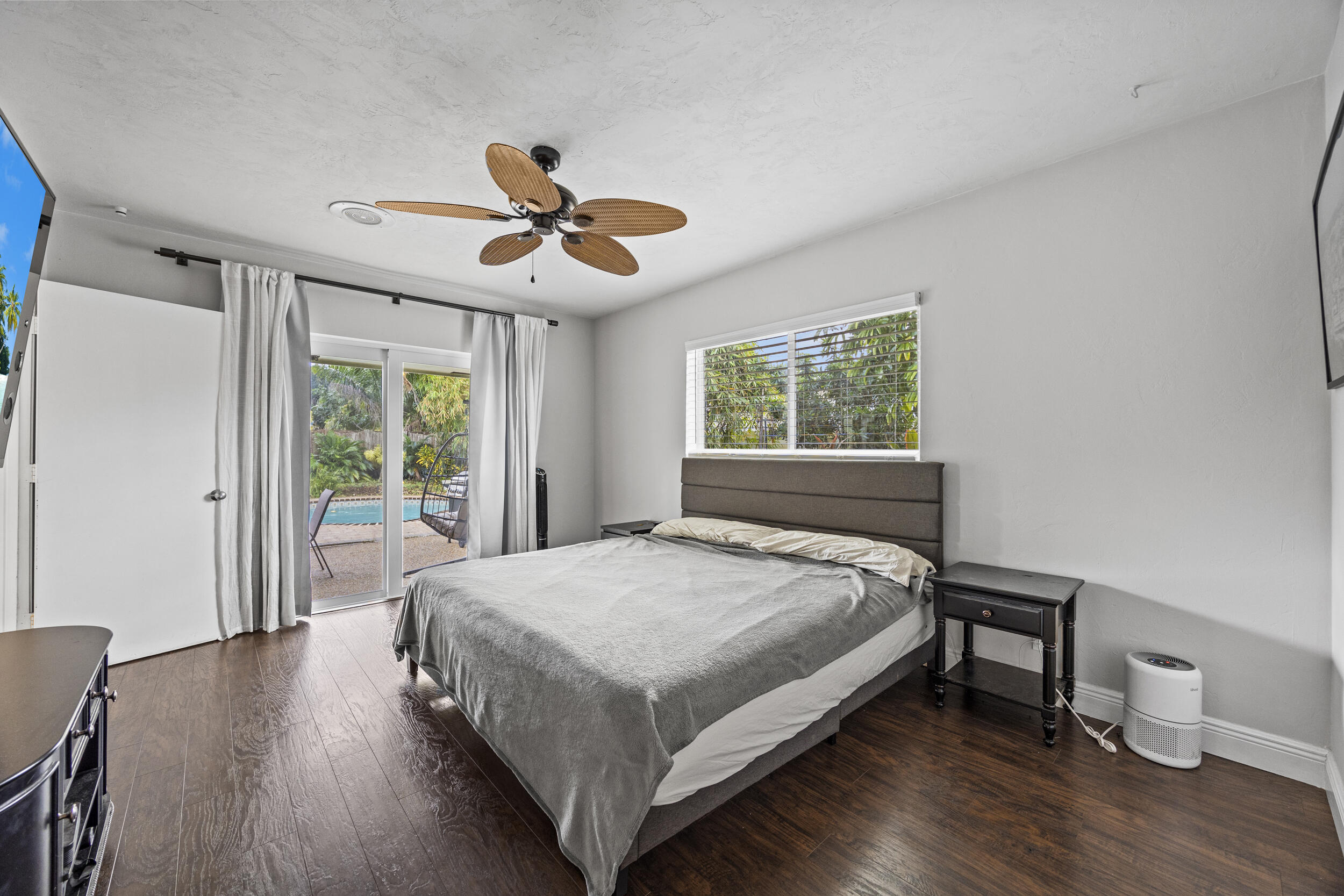 2502 Southwest 11th Court Boynton Beach, FL 33426 - Photo 22 of 64 IMG_1701