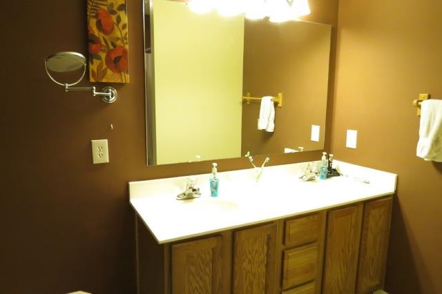 5801 North Cedar Springs Road Muncie, IN 47304 - Photo 17 of 18 Gallery Image 17