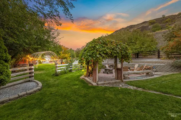 $2,599,000 | 13706 Highway 95, White Bird, ID 83554