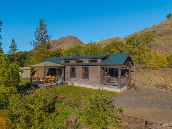 $2,599,000 | 13706 Highway 95, White Bird, ID 83554