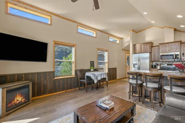 $2,599,000 | 13706 Highway 95, White Bird, ID 83554