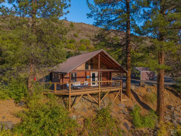 $2,599,000 | 13706 Highway 95, White Bird, ID 83554