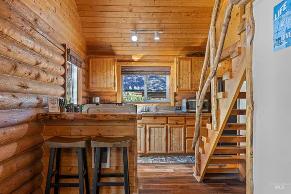 $2,599,000 | 13706 Highway 95, White Bird, ID 83554