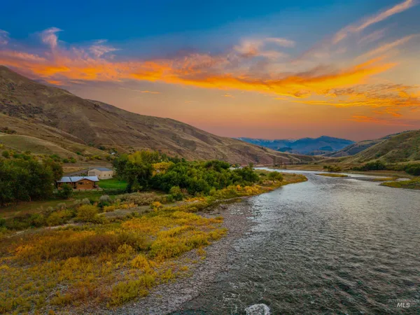 $2,599,000 | 13706 Highway 95, White Bird, ID 83554