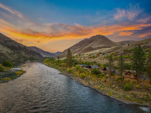 $2,599,000 | 13706 Highway 95, White Bird, ID 83554