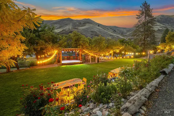 $2,599,000 | 13706 Highway 95, White Bird, ID 83554