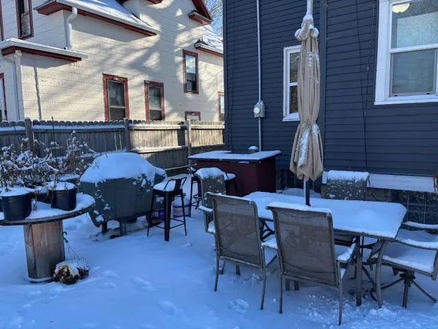 $249,900 | 1007 Hudson Road, St. Paul, MN 55106