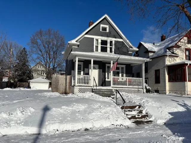 $249,900 | 1007 Hudson Road, St. Paul, MN 55106