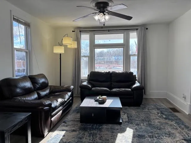 $249,900 | 1007 Hudson Road, St. Paul, MN 55106