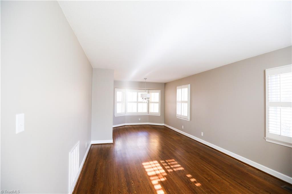 3171 Polo Road Winston-Salem, NC 27106 - Photo 2 of 18 Living/Dining Combo