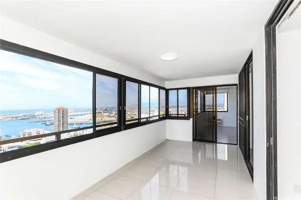 $830,000 | 1255 Nuuanu Avenue, Unit 3002, Honolulu, HI 96817