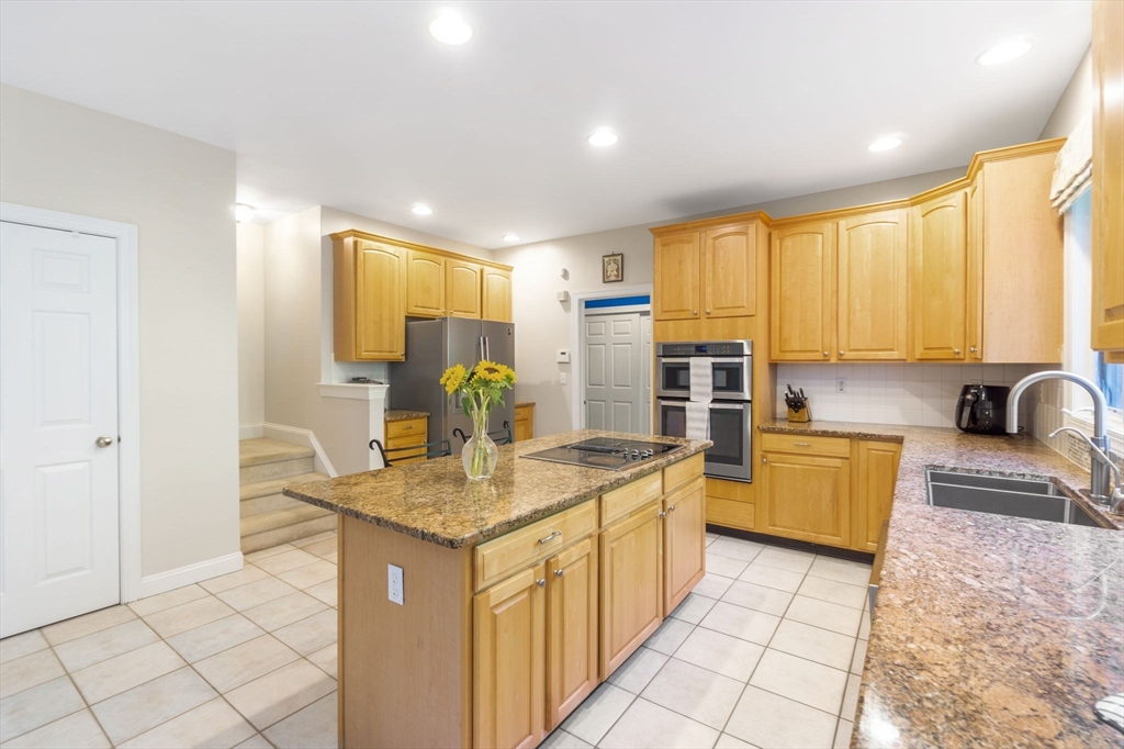 46 Greenwood Road Hopkinton, MA 01748 - Photo 8 of 39