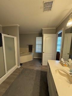 2618 South 2nd Street Waco, TX 76706 - Photo 40 of 40 a spacious bathroom with a bathtub and a shower