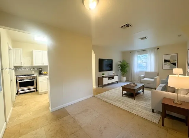 $3,300 | 12885 Northwest 16th Avenue, North Miami, FL 33167