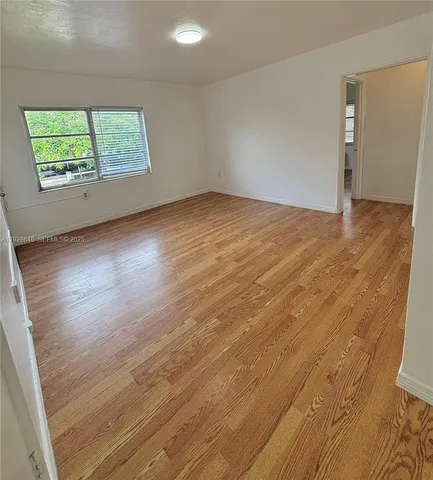 $2,195 | 28 Majorca Avenue, Unit 3, Coral Gables, FL 33134