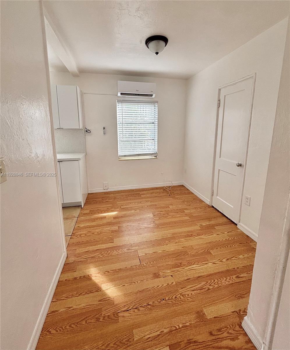 28 Majorca Avenue, Unit 3 Coral Gables, FL 33134 - Photo 4 of 9