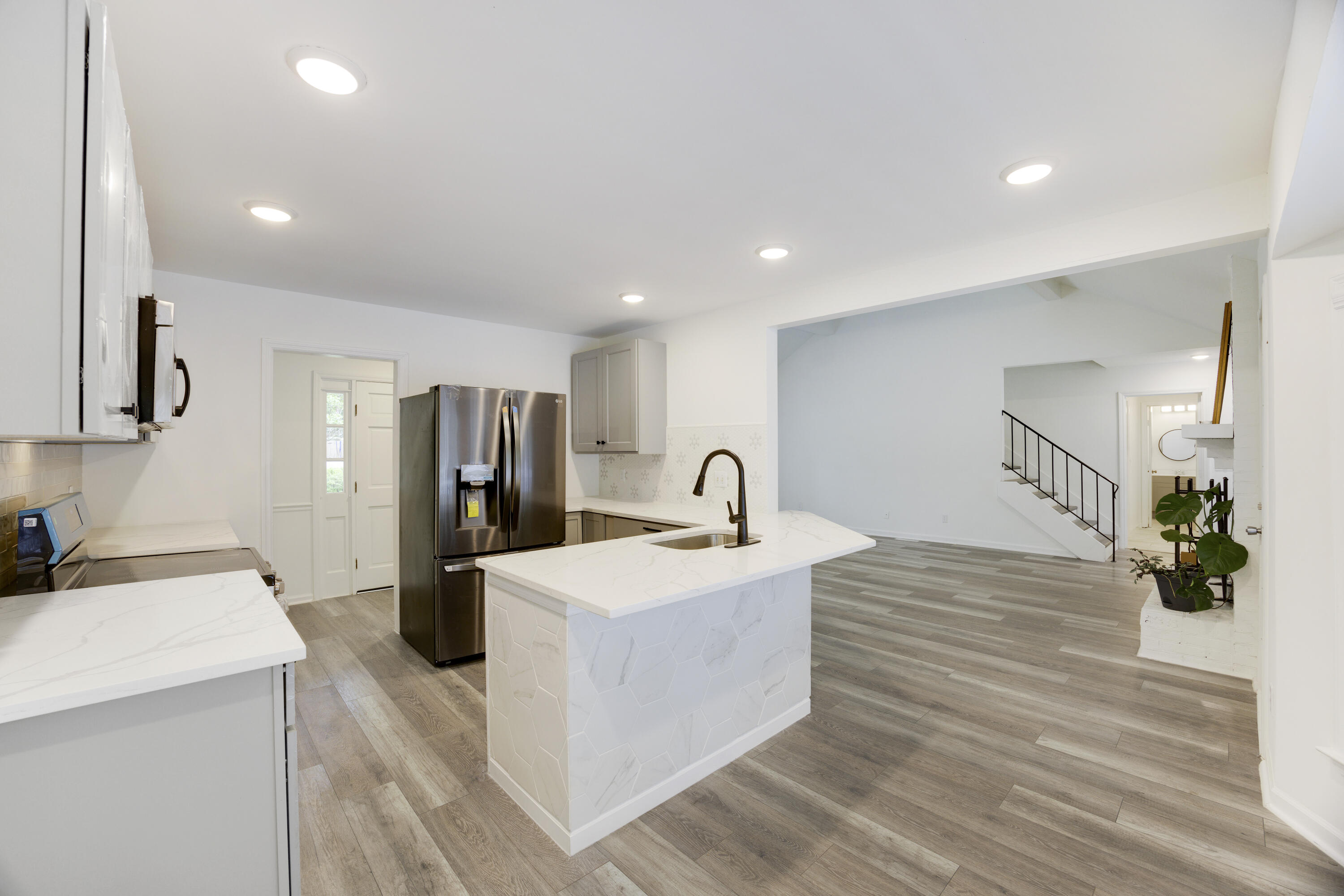 205 Turtle Cove Road Summerville, SC 29485 - Photo 13 of 20 H051