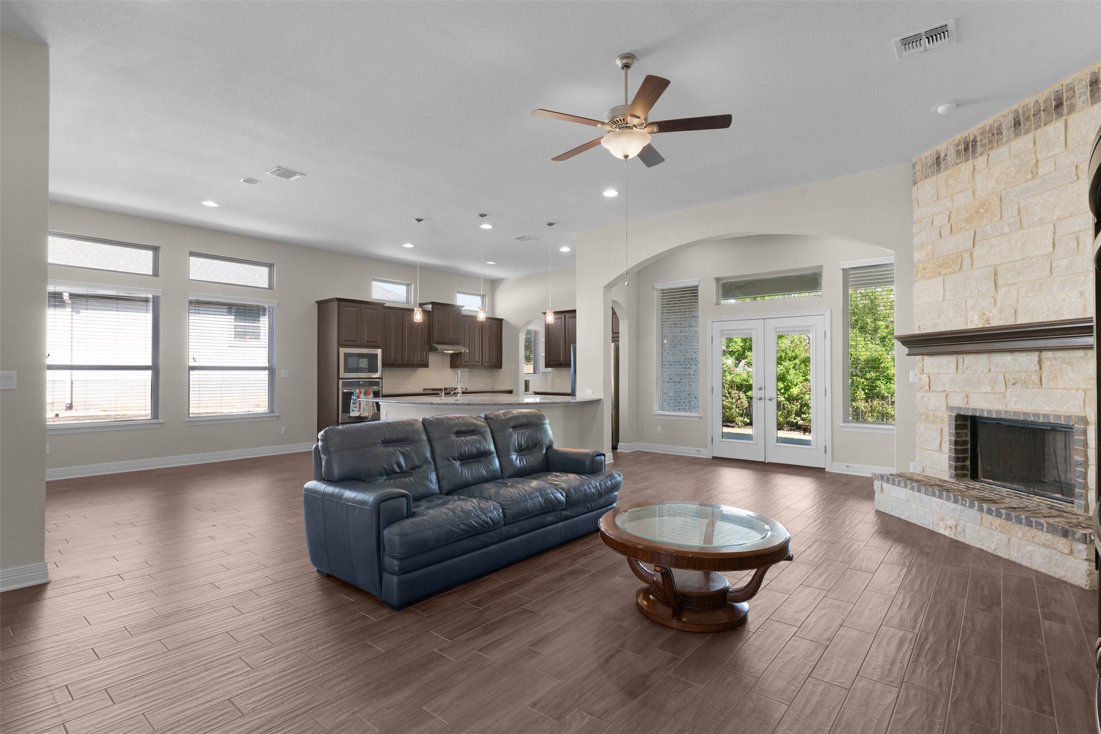 209 Cibolo Ridge Drive Georgetown, TX 78628 - Photo 17 of 39