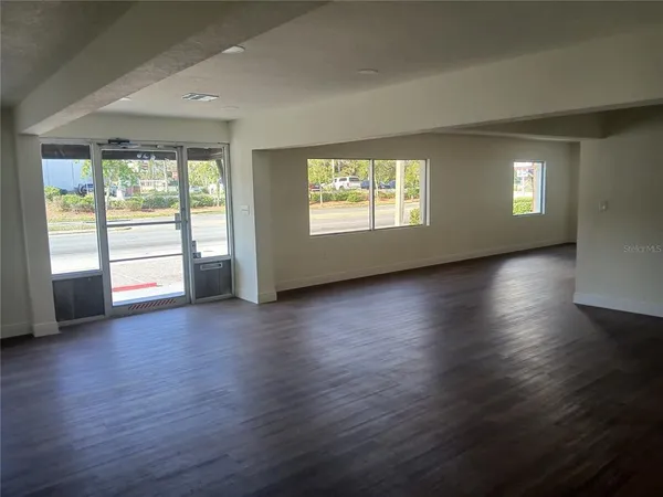 $4,500 | 3465 Edgewater Drive, Orlando, FL 32804