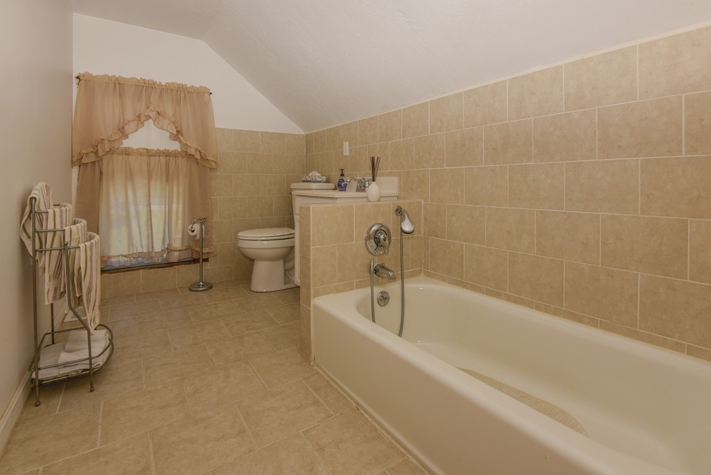 38 Summer Street Boston, MA 02136 - Photo 14 of 20