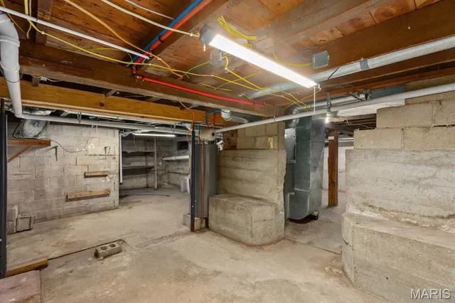 $129,000 | 432 Anderson Street, Carlinville, IL 62626