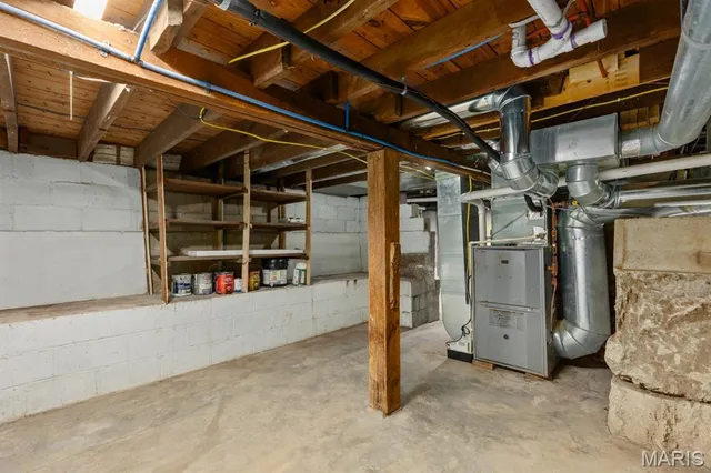 $129,000 | 432 Anderson Street, Carlinville, IL 62626