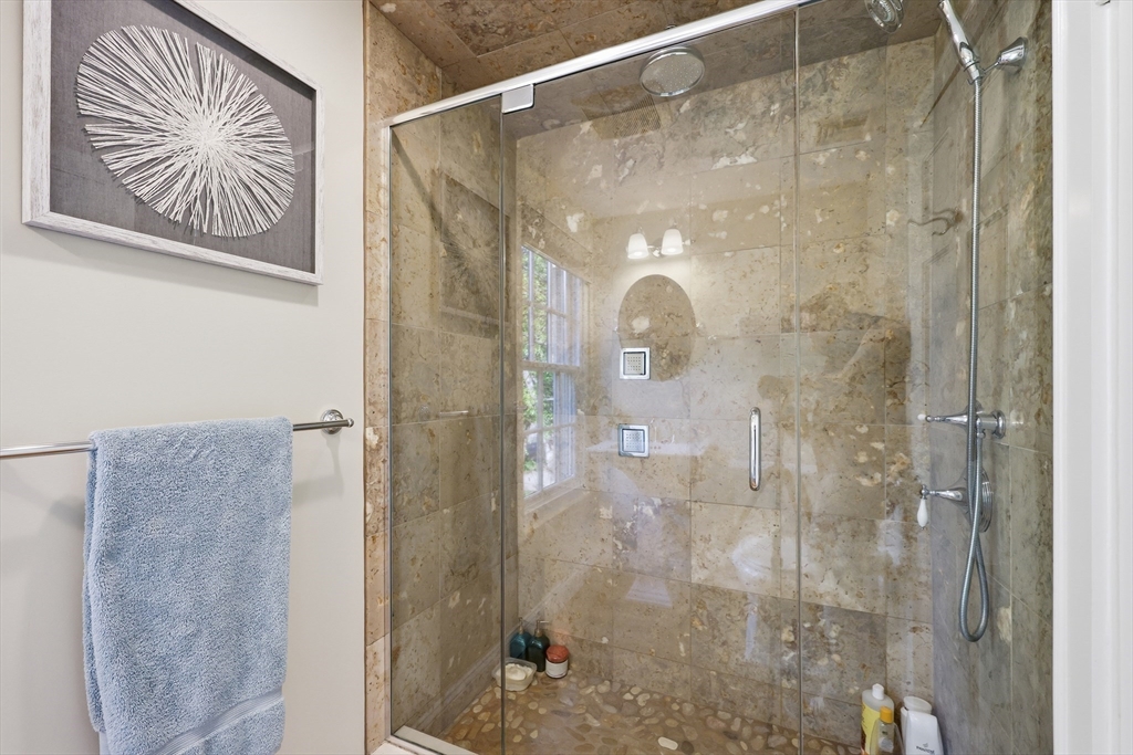 123 Englewood Road Longmeadow, MA 01106 - Photo 25 of 42 Gallery Image 25