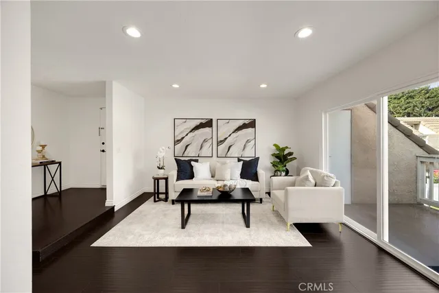 $650,000 | 2924 Camino Capistrano, Unit 7A, San Clemente, CA 92672