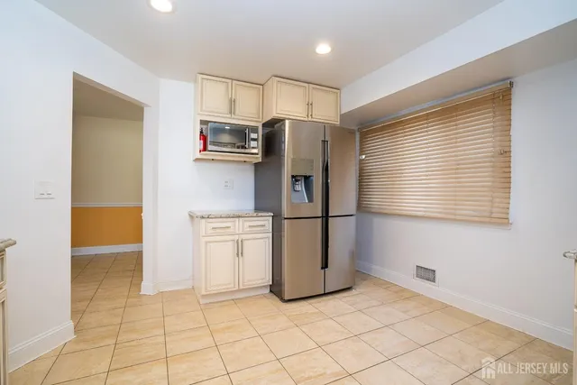 $579,900 | 26 Isaac Drive, Dayton, NJ 08810